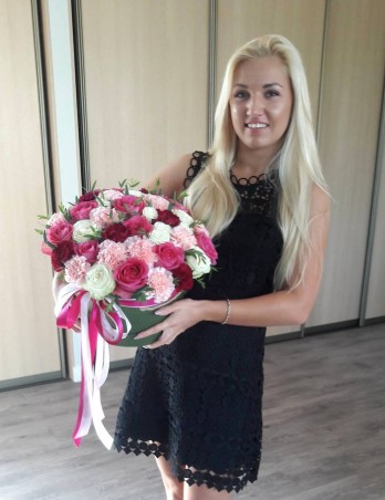 Sezoninių gėlių dėžutė "Dinara"